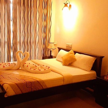 4 Aces Ella Hotel Екстериор снимка