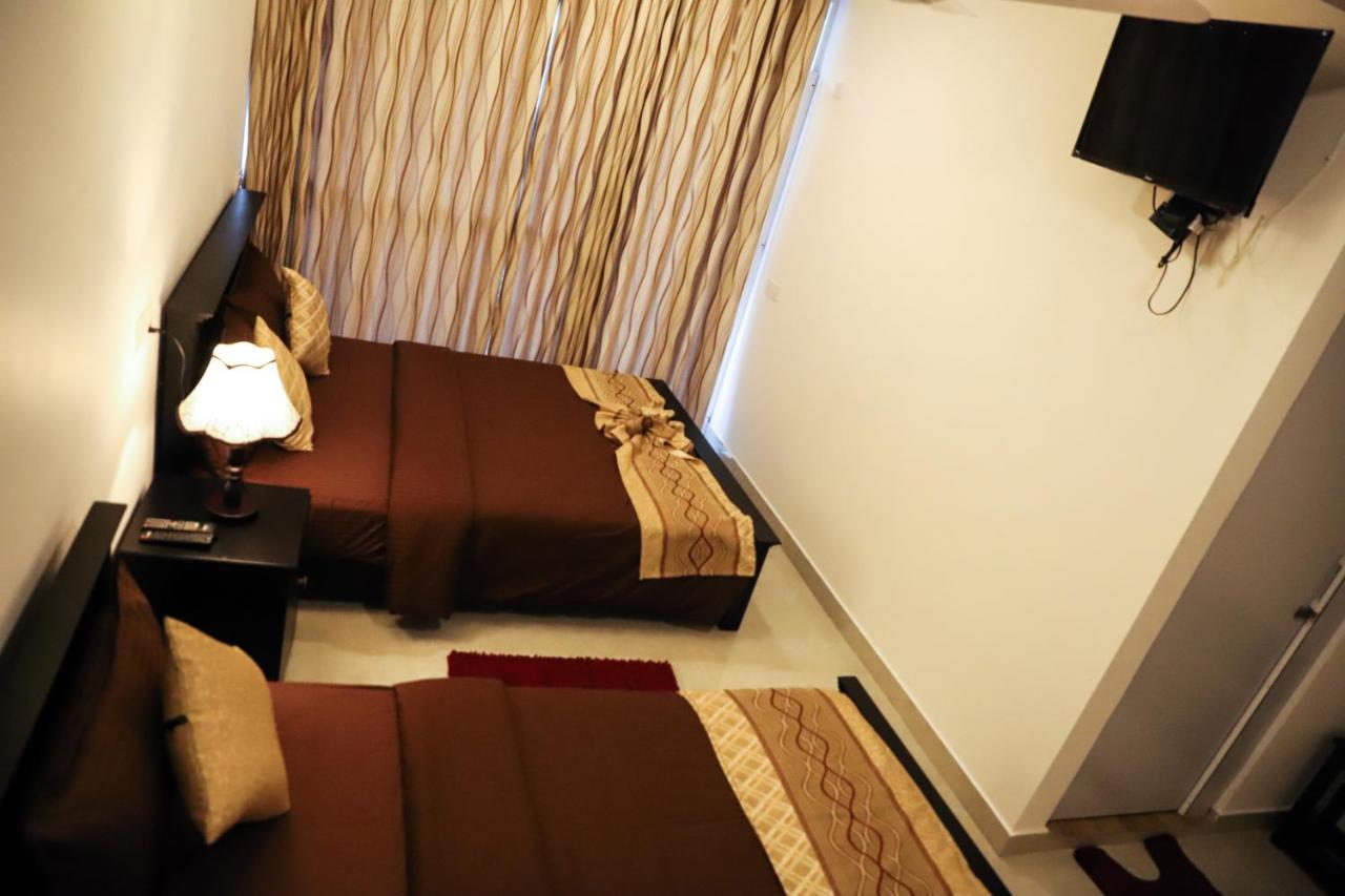 4 Aces Ella Hotel Екстериор снимка