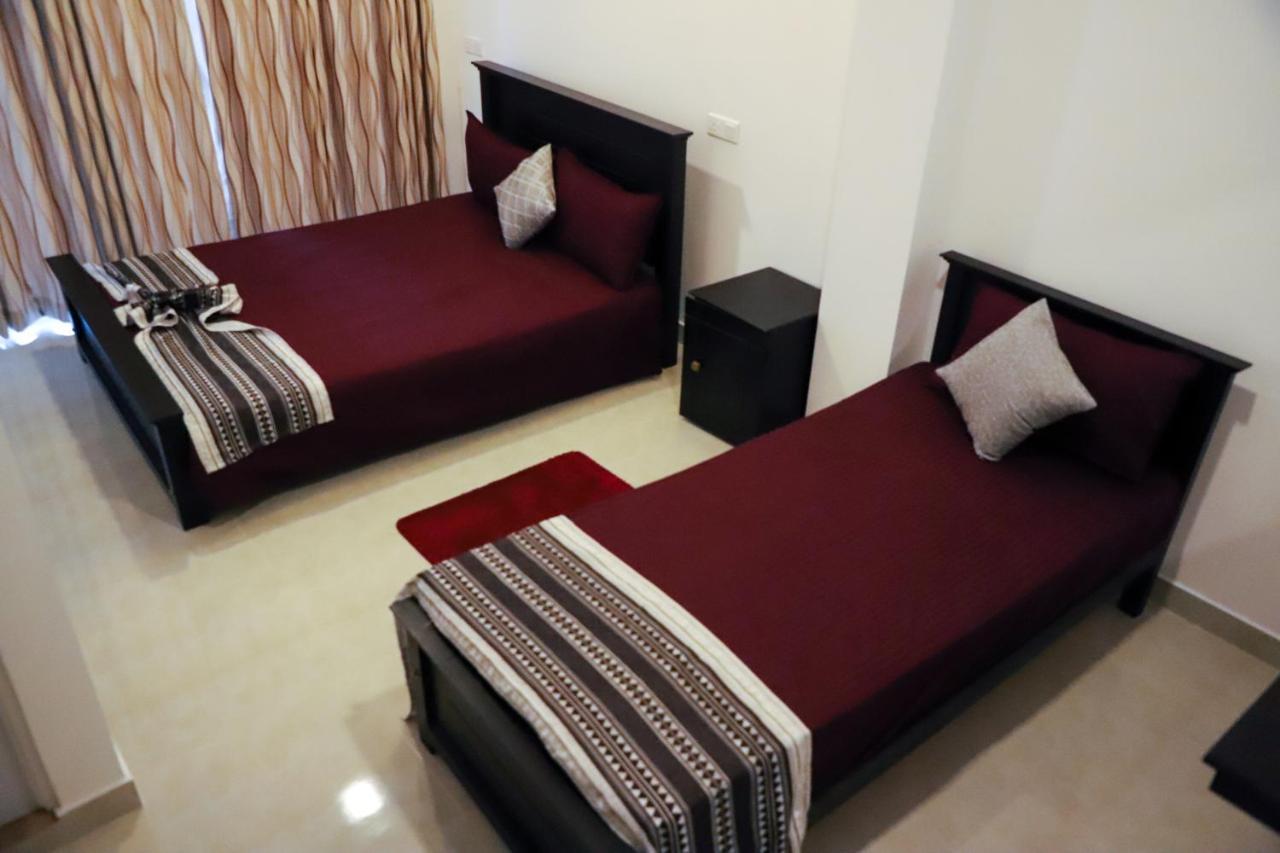 4 Aces Ella Hotel Екстериор снимка