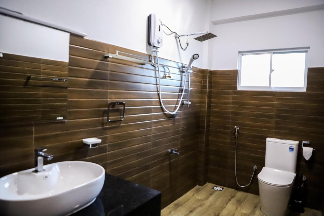 4 Aces Ella Hotel Екстериор снимка