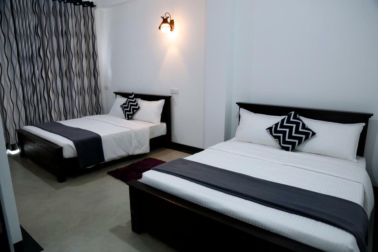 4 Aces Ella Hotel Екстериор снимка