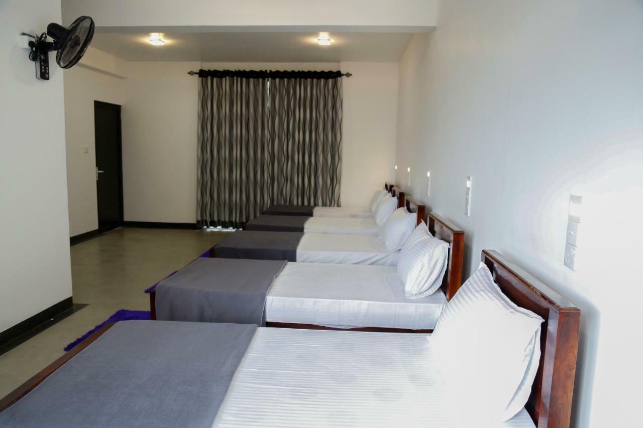 4 Aces Ella Hotel Екстериор снимка
